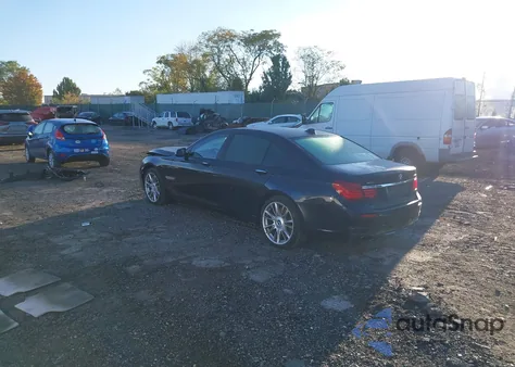 2013 BMW 750Li xDrive z USA, uszkodzony, nr VIN WBAYF8C52DD139937